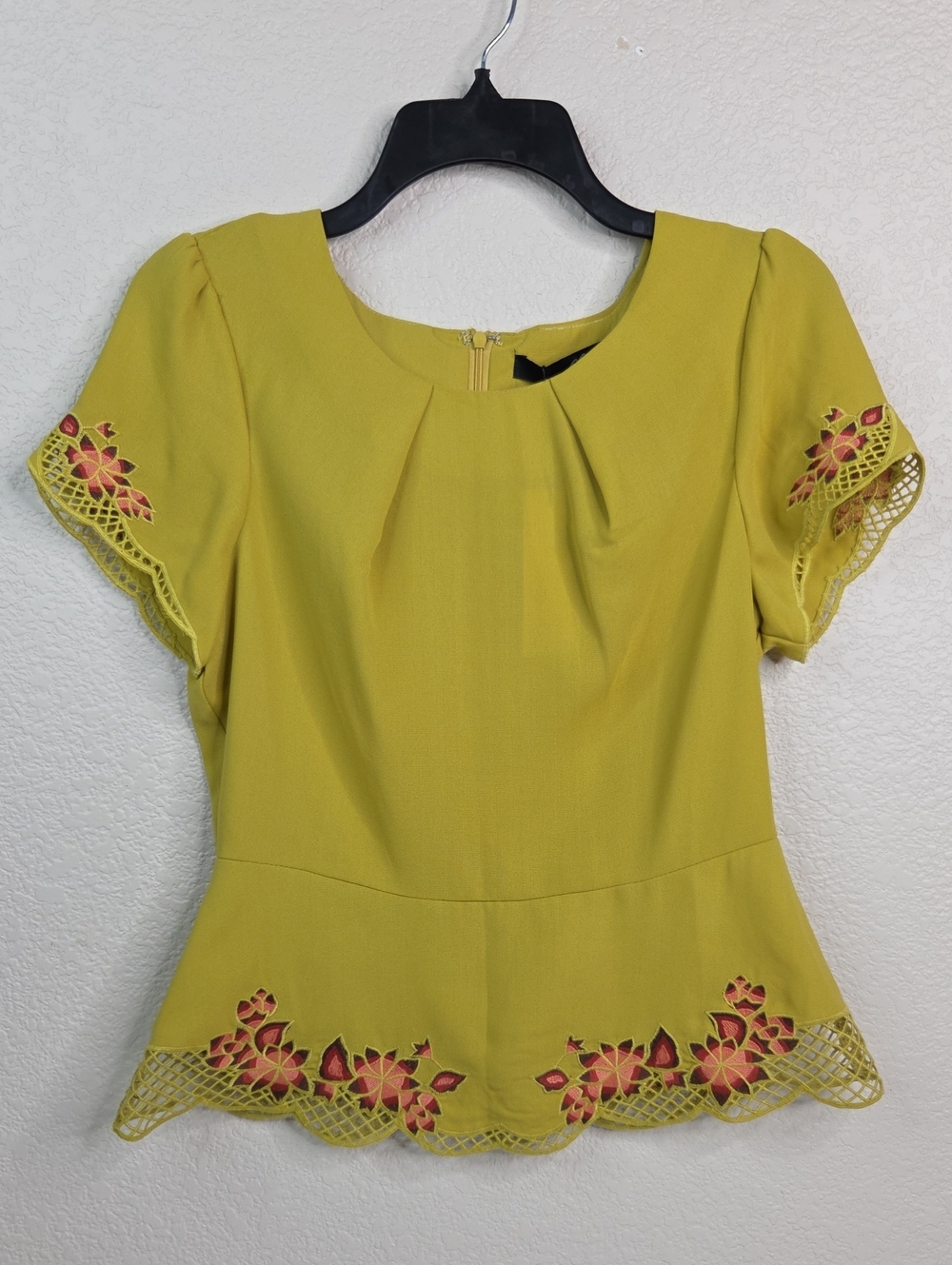 Sugarlips Olive Floral Cutout Peplum Blouse